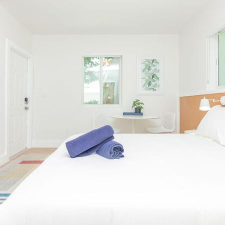 Newly Renovated Stylish Studio In El Portal #2 Miami Exteriör bild