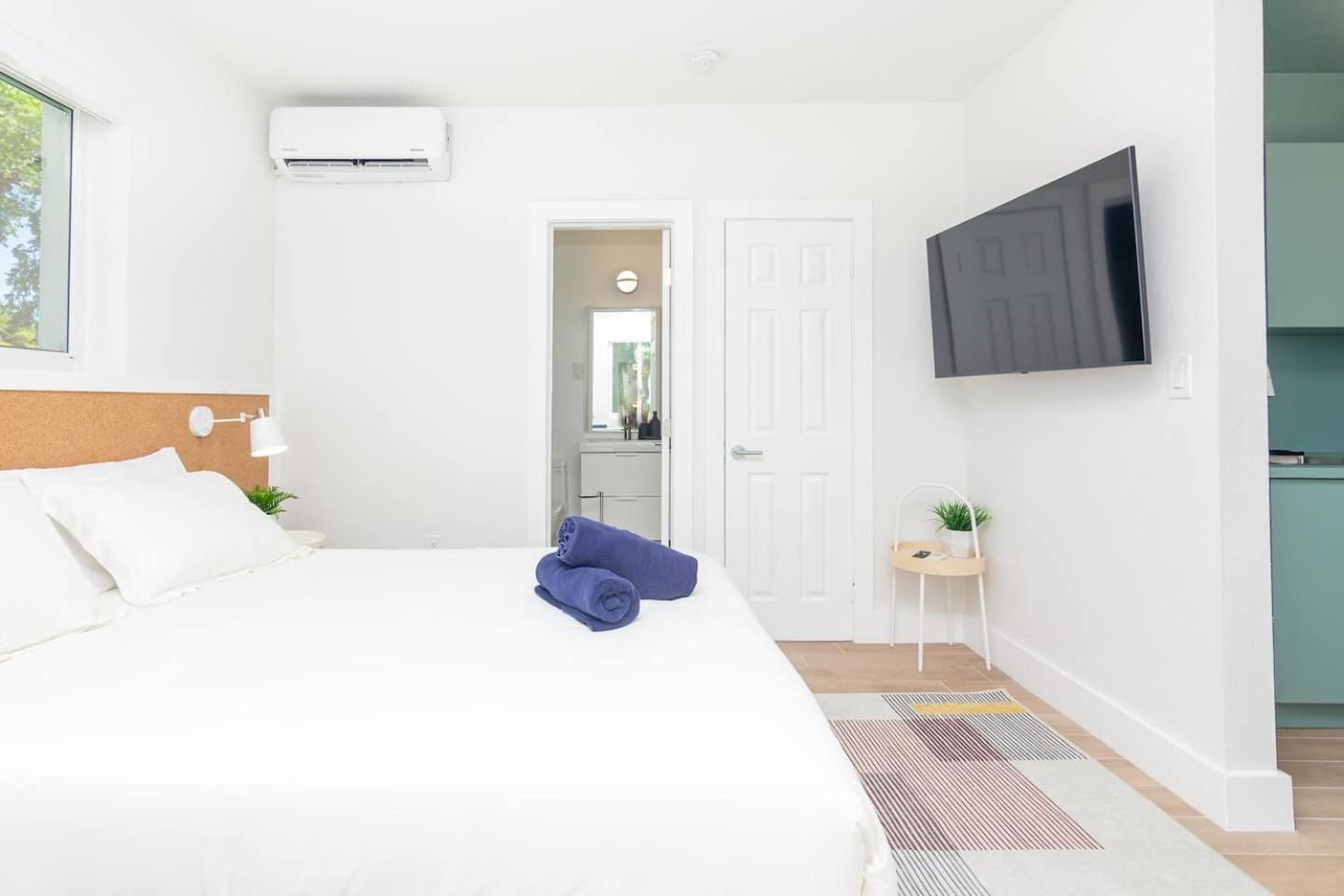 Newly Renovated Stylish Studio In El Portal #2 Miami Exteriör bild