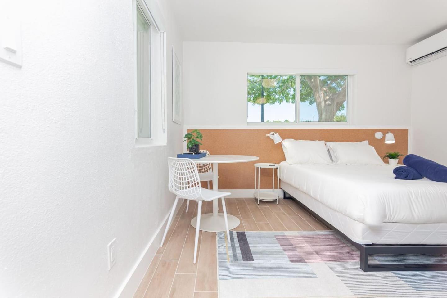 Newly Renovated Stylish Studio In El Portal #2 Miami Exteriör bild