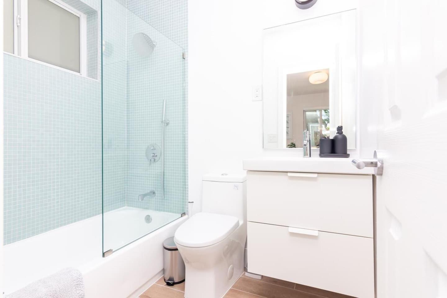 Newly Renovated Stylish Studio In El Portal #2 Miami Exteriör bild