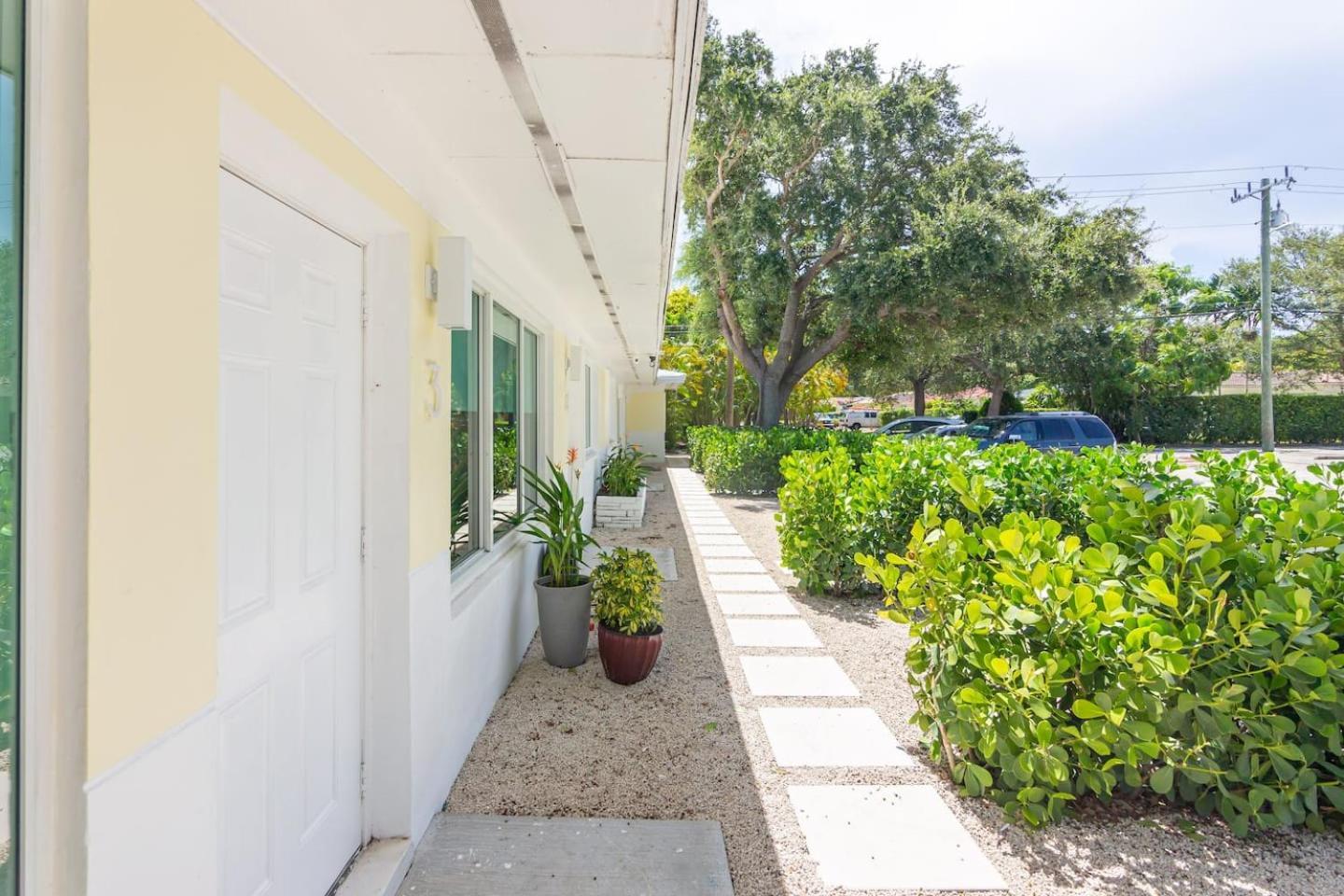 Newly Renovated Stylish Studio In El Portal #2 Miami Exteriör bild